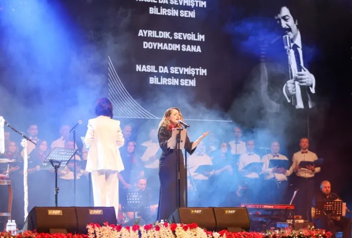 Selçuklu’da “Müslüm Gürses Şarkıları” Konseri Büyük İlgi Gördü